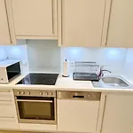 Apartment For 12P - 2 Minutes Form Vienna Main Station